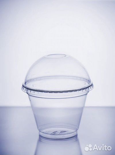 Одноразовые стаканы с купольной крышкой