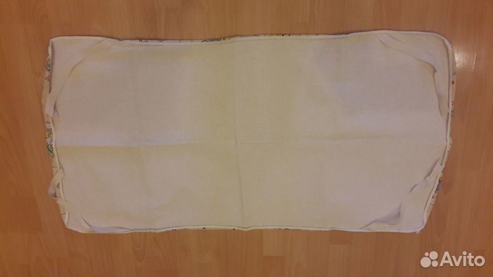 Клеенка в детскую кроватку на резинке