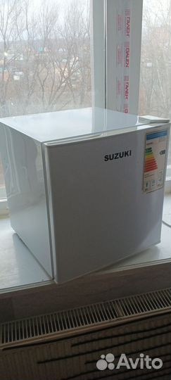 Холодильник маленький