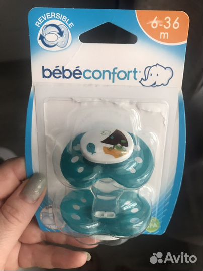 Пустышки, футляр, накладка для кормления, сушилка