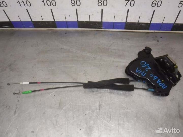 Замок двери передний левый Toyota Lc Prado 120 1GR