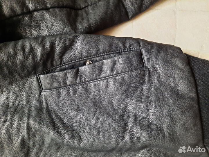 Бомбер для мальчика р 9-10 лет новый Mango