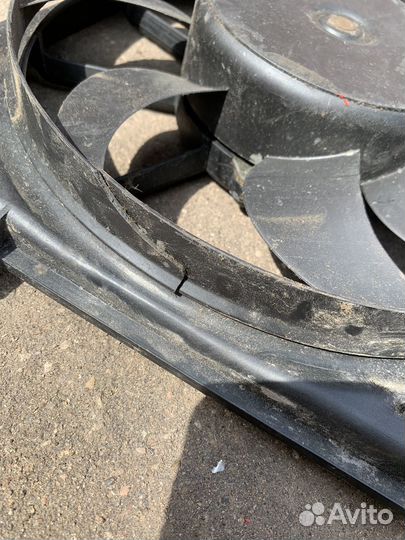 Диффузор радиатора с вентеляторами VAG