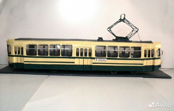 Масштабная модель трамвая лм-57 (1:43) ручная рабо