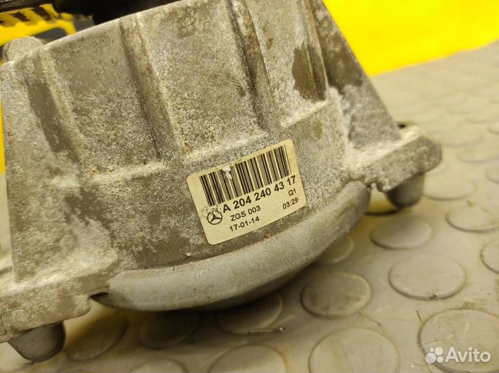 Подушки двигателя Mercedes-Benz W212 M276.952 3.0