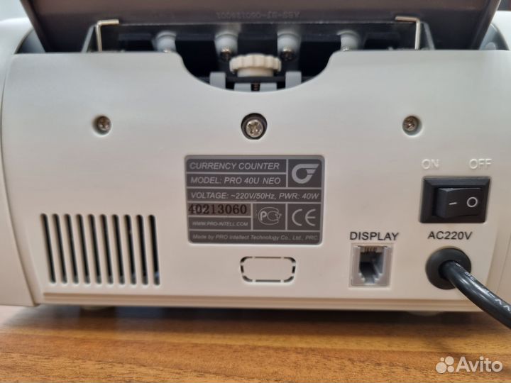 Счетчик банкнот PRO 40U NEO
