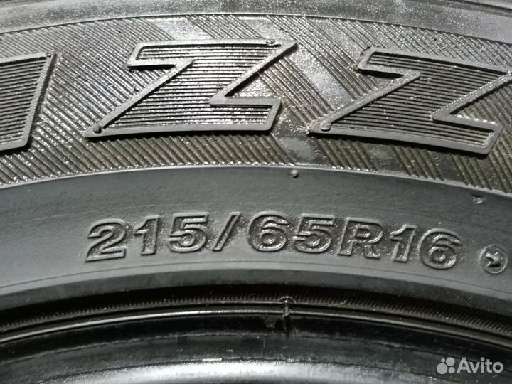 Bridgestone Blizzak DM-Z3 215/65 R16