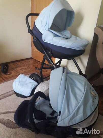 Продам коляску Zippy Tutis 2 в 1