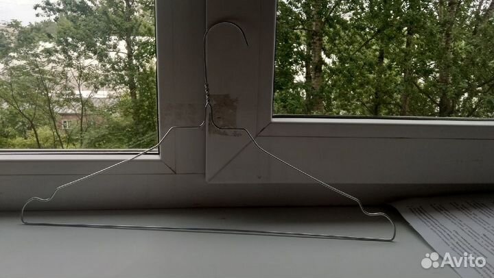Плечики железные