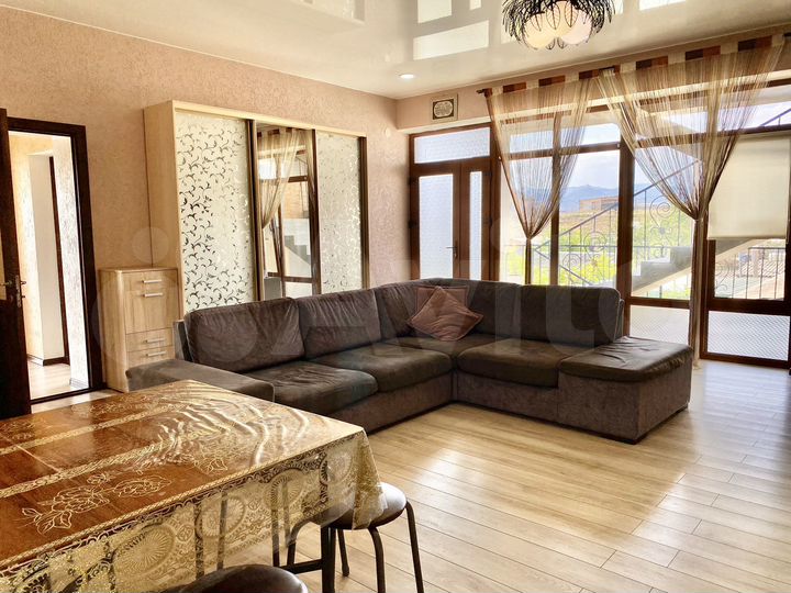 Дом 90 м² на участке 5 сот.