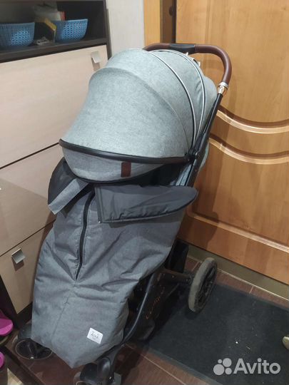 Прогулочная коляска Luxmom 609