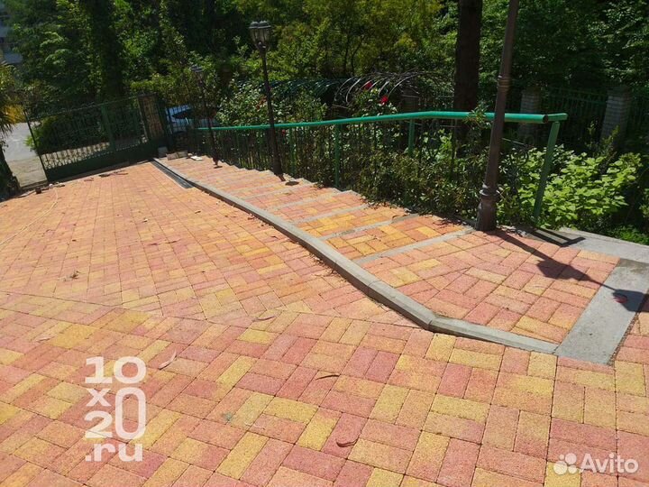 Тротуарная плитка, бордюры с работой под ключ