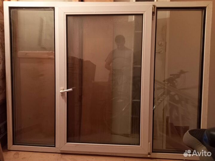 Пластиковое окно 195х147 трехстворчатое