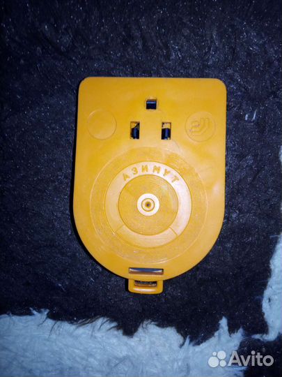 Ножовка,компас, керосиновая лампа