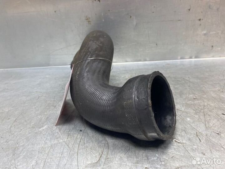 Патрубок интеркулера Audi A4 B6 2000-2004 седан