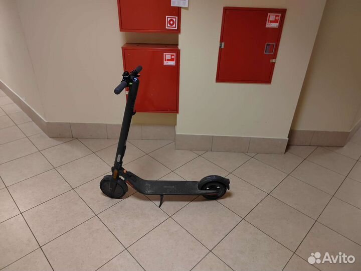 Электросамокат ninebot e22