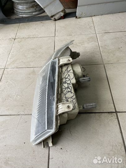 Фары ваз 2110