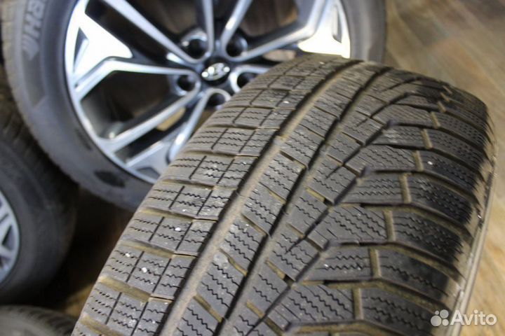 Hankook Winter I'Cept Evo2 W320A SUV 235/55 R19