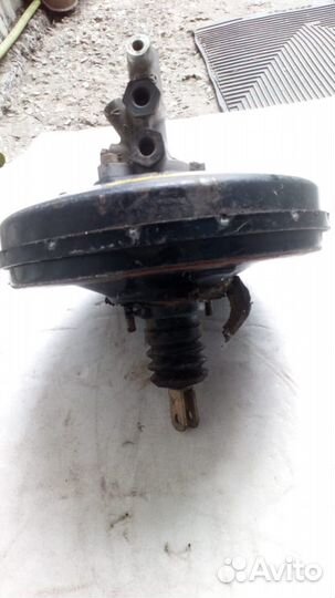 Вакуумный усилитель тормозов Mercedes-Benz W124