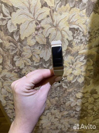Фитнес браслет huawei band 3 pro