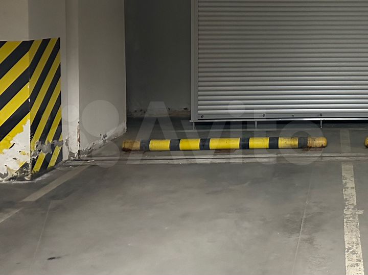 Машиноместо, 14 м²