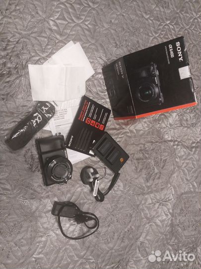 Продам фотоаппарат Sony a6400 + объектив 16-50