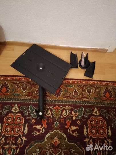 Кронштейн полка для телевизора поворотный