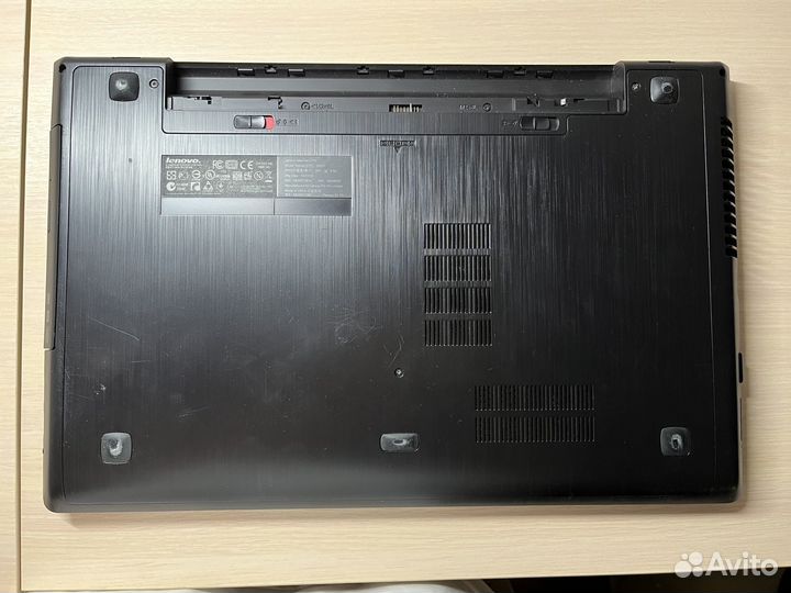 Ноутбук на запчасти Lenovo IdeaPad Z710