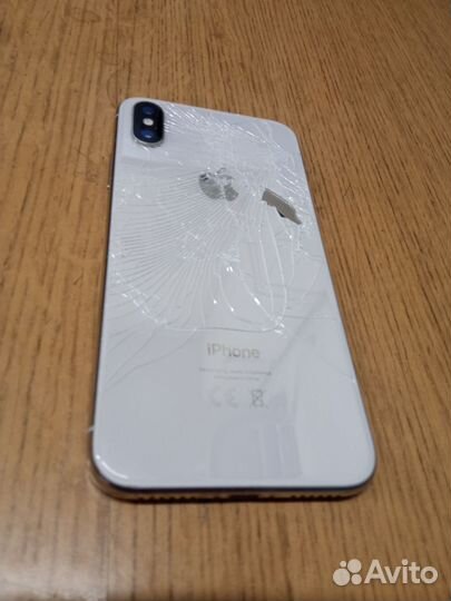 iPhone X, 64 ГБ