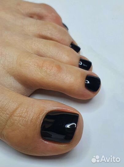 Аппаратный педикюр