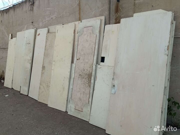 Дверь деревянная бу, на опалубку или куда нибудь