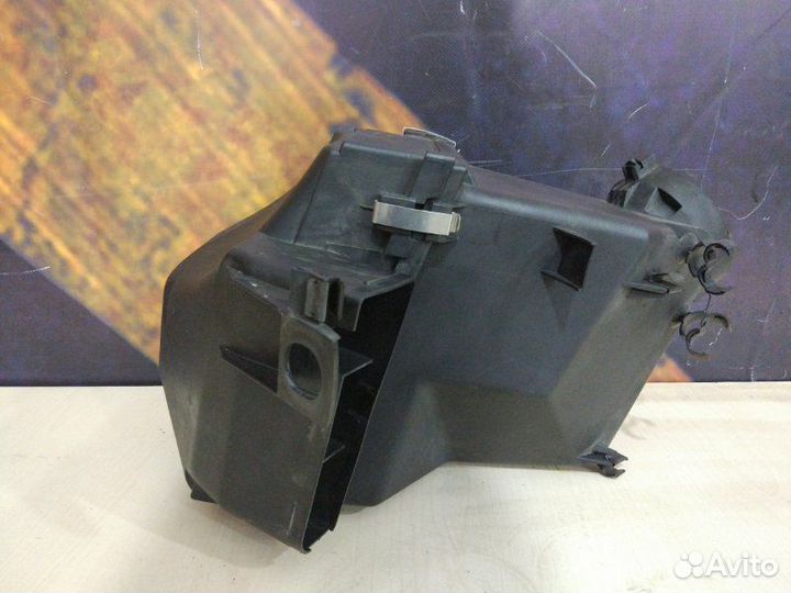 Корпус воздушного фильтра Audi Allroad C5 BES 2003