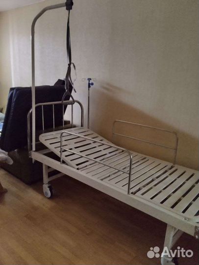 Медицинская кровать