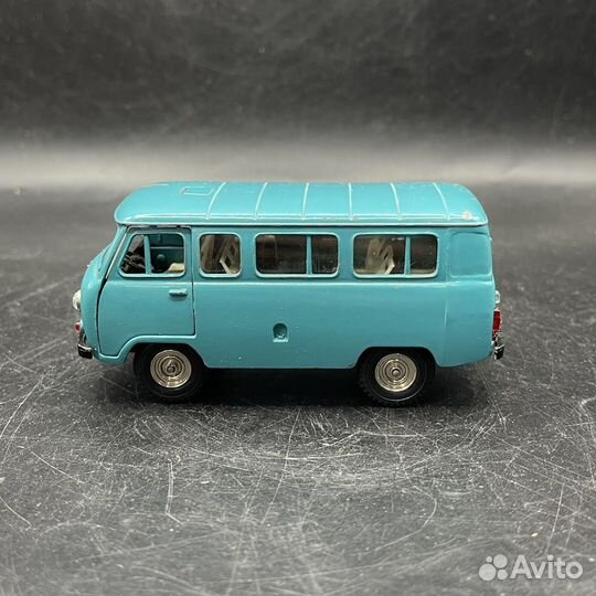 Модель Моделька Машина УАЗ 452 А41 1:43