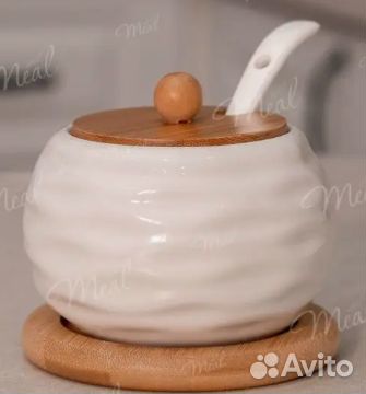 Сахарница 230 мл с крышкой с ложкой новая