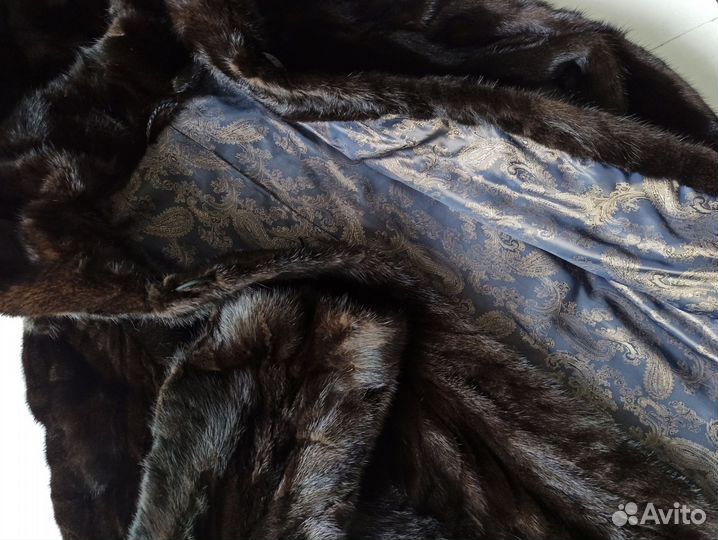 Полушубок норковый р. 46-48 женский
