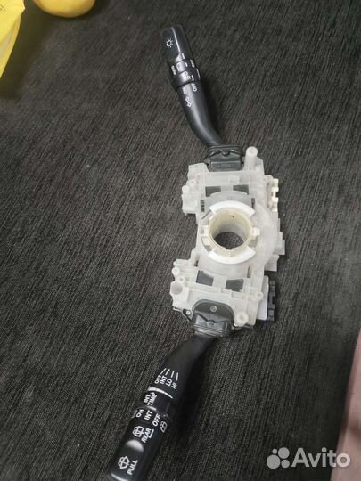 Подрулевой переключатель toyota