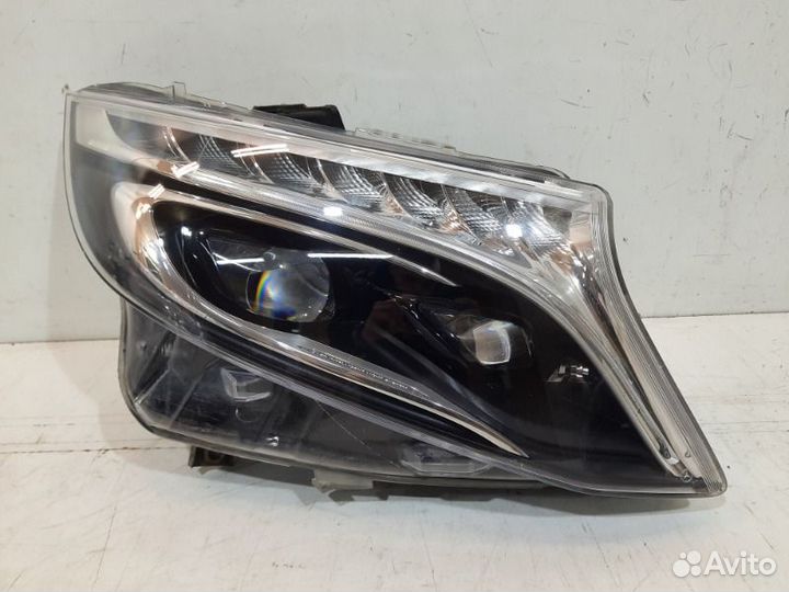 Фара передняя Mercedes-Benz V-Class W447 2014-2021