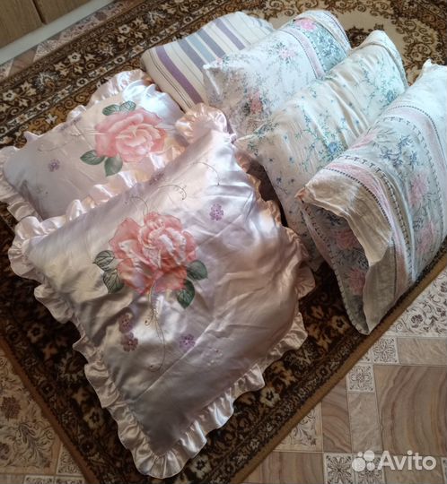 Подушки, 6 штук