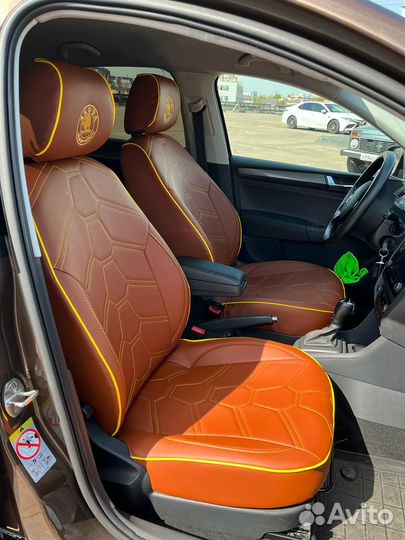 Автомобильные чехлы на Skoda Rapid