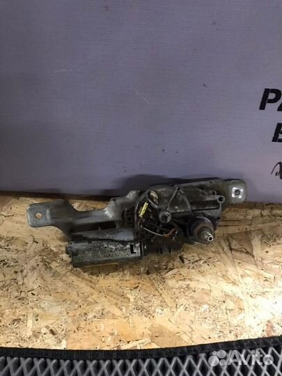 Моторчик дворника задний Volkswagen Golf 1999