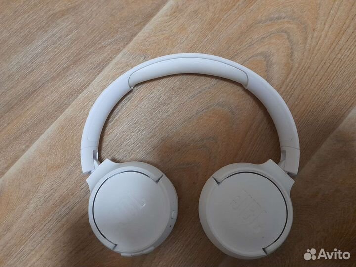 Наушники JBL беспроводные