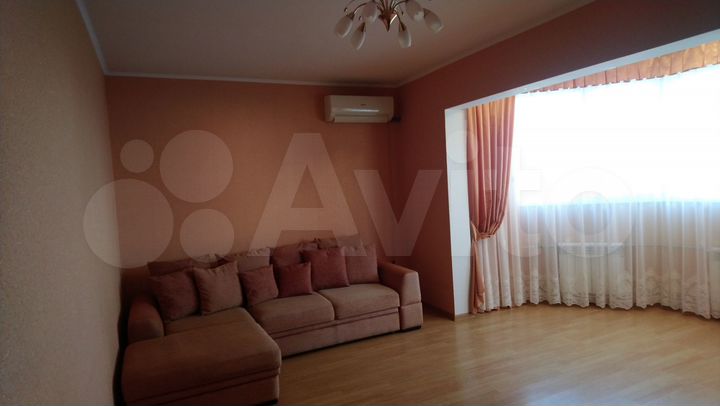 1-к. квартира, 52 м², 3/17 эт.