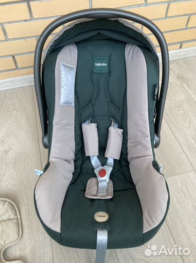 Автокресло Inglesina Huggy Multifix