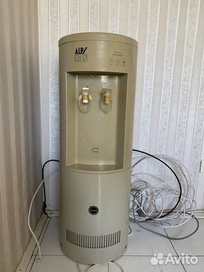 Кулер для воды бу