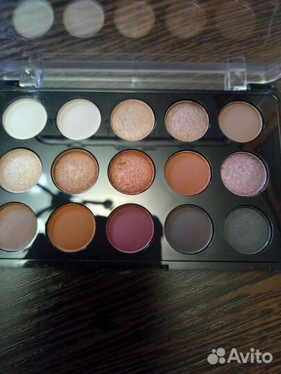 Две палетки теней