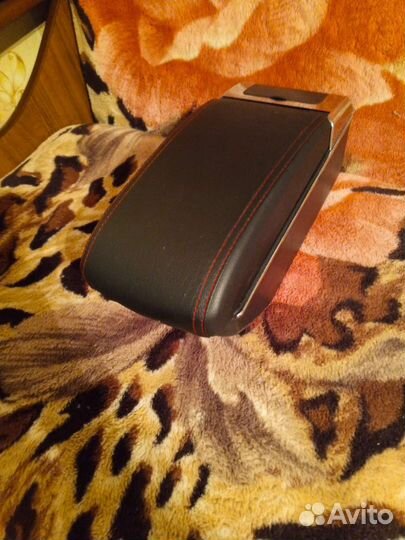 Подлокотник для Киа Рио 4 поколения