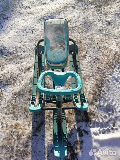 Детский снегокат бу