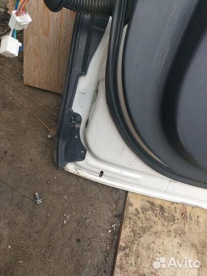 Дверь передняя правая Lexus GS 3 рест. URS190