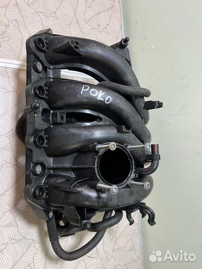 Коллектор впускной Volkswagen Polo седан 1.6 2012